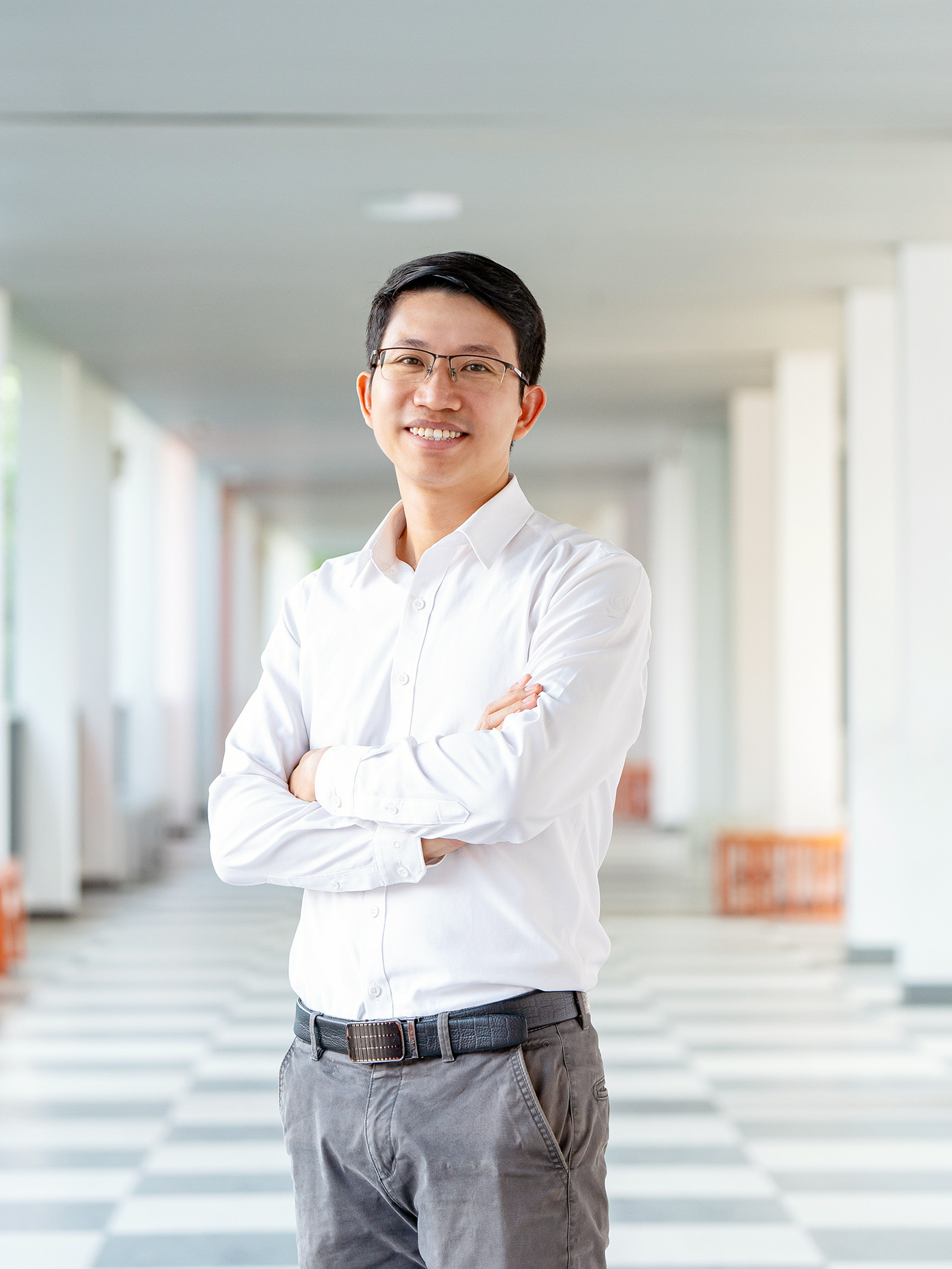 TS Nguyễn Viết Hương với những con số ấn tượng trong học thuật.