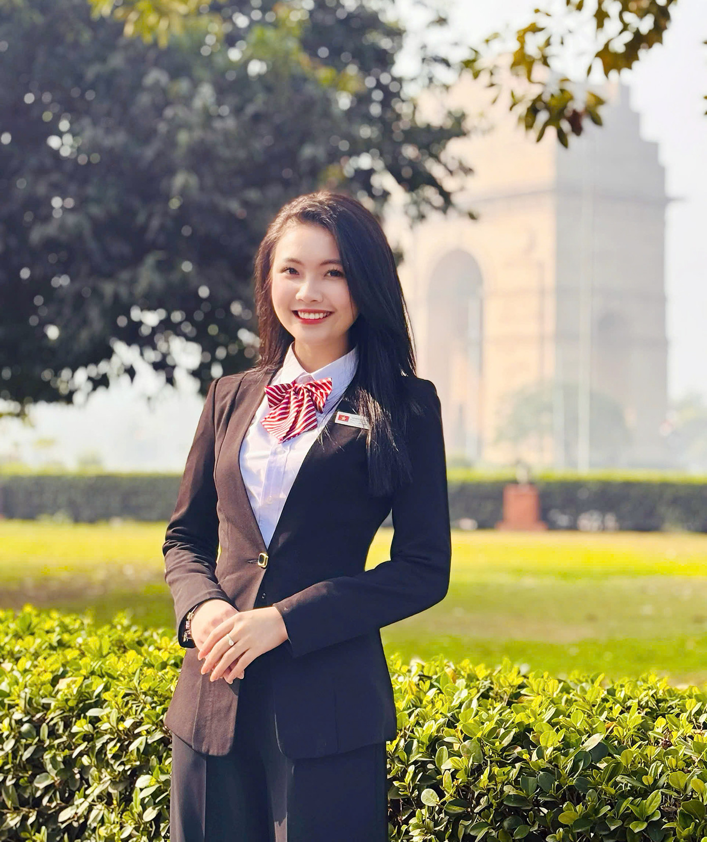 Hoàng Lê Quỳnh Loan - Phó Chủ tịch Hội Sinh viên trường ĐH Hồng Đức. Hoàng Lê Quỳnh Loan - Phó Chủ tịch Hội Sinh viên trường ĐH Hồng Đức.