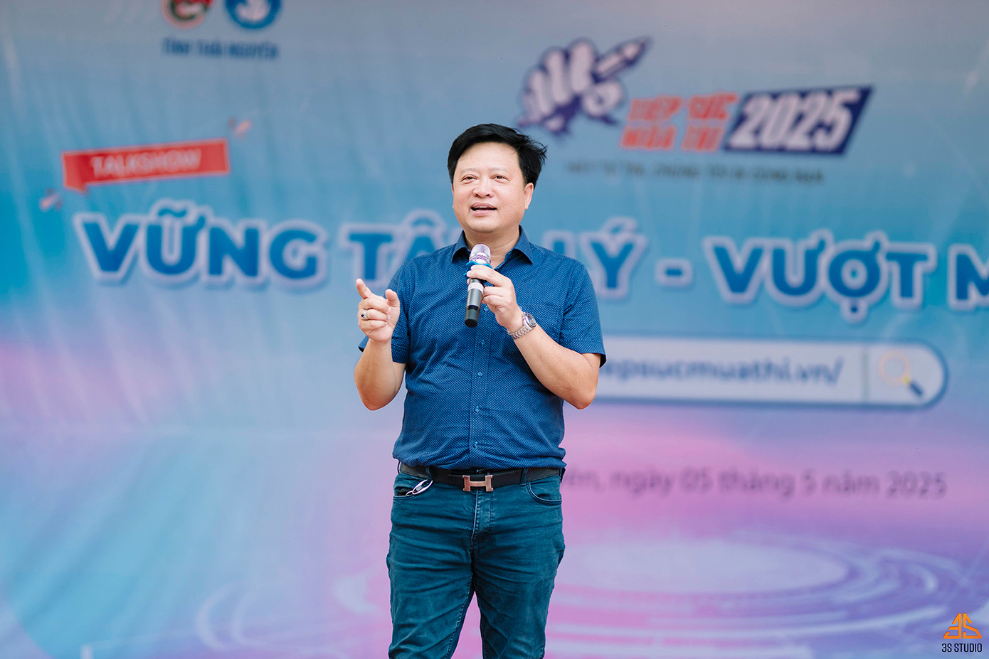 PGS. TS Phạm Mạnh Hà – chuyên gia tâm lý chia sẻ tại chương trình. PGS. TS Phạm Mạnh Hà – chuyên gia tâm lý chia sẻ tại chương trình.