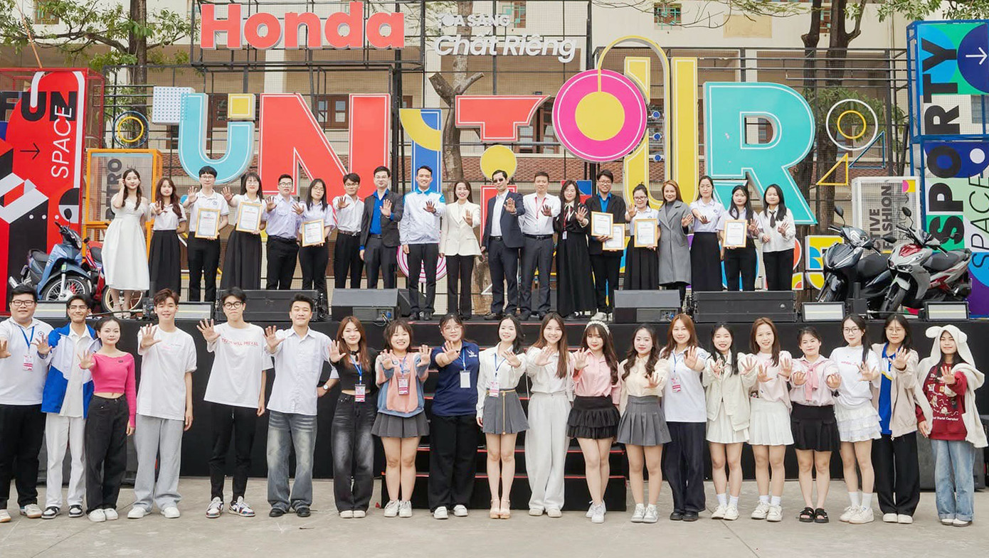 Sôi động Liên hoan Câu lạc bộ ‘Sinh viên 5 tốt’ tỉnh Quảng Ninh.