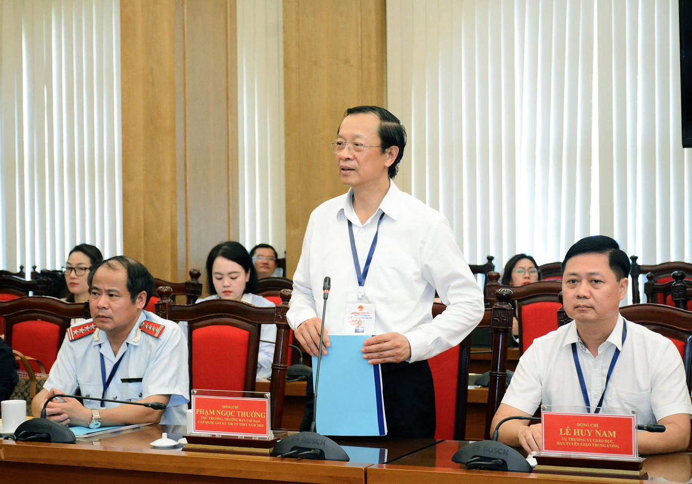 Thứ trưởng Phạm Ngọc Thưởng phát biểu tại buổi làm việc.