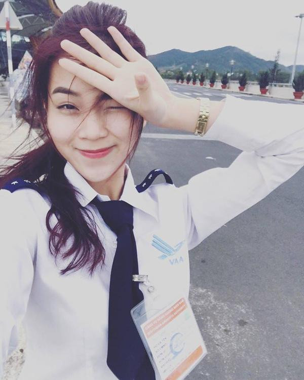 Lê Hoàng Minh Phương có biệt danh là Phương TiTi, sinh năm 1994 là một trong những gương mặt nổi bật của trường Học viện Hàng không. Hoc vien Hang khong