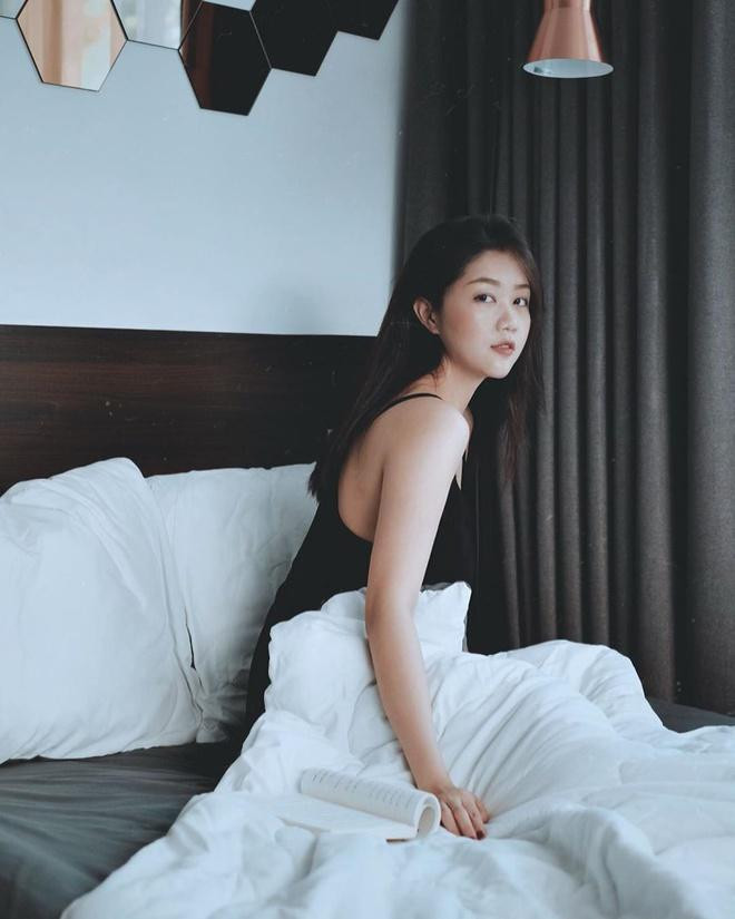 Nam Phương là một trong những gương mặt đại diện, thường xuyên xuất hiện ở các TVC quảng cáo, truyền thông của hãng bay. Cô theo phong cách đơn giản, lịch sự và chăm chỉ khoe mặt mộc. Hoc vien Hang khong