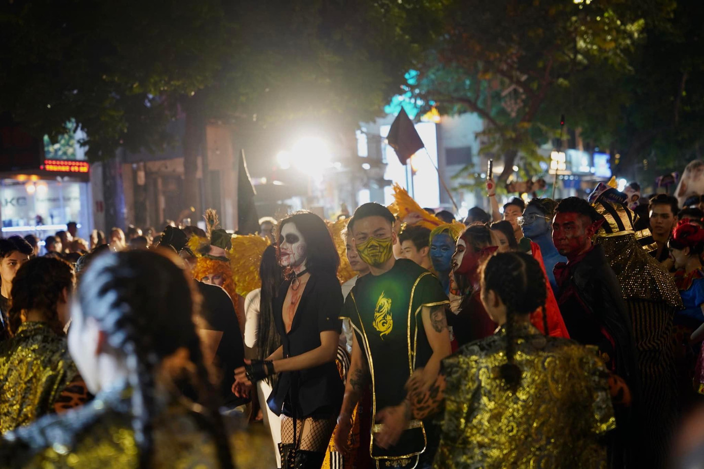 Nhiều bạn trẻ là tân sinh viên có trải nghiệm đáng nhớ trong quãng đời sinh viên. Ảnh: ĐỨC NGUYỄN