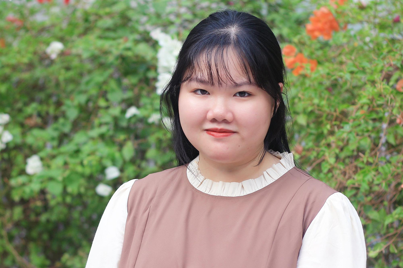 Nguyễn Phương Yến là thủ khoa đầu ra của trường ĐH Thăng Long, năm 2022. Nguyễn Phương Yến là thủ khoa đầu ra của trường ĐH Thăng Long, năm 2022.