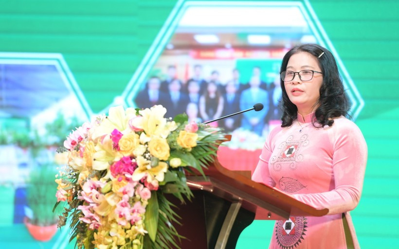 GS.TS Nguyễn Thị Lan - Giám đốc Học viện Nông nghiệp Việt Nam phát biểu khai mạc Hội nghị.