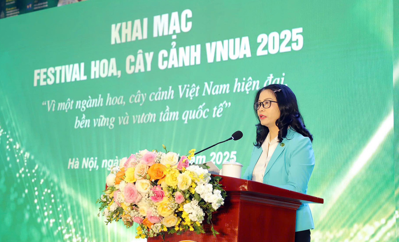 GS. TS Nguyễn Thị Lan – Giám đốc Học viện Nông nghiệp Việt Nam phát biểu.