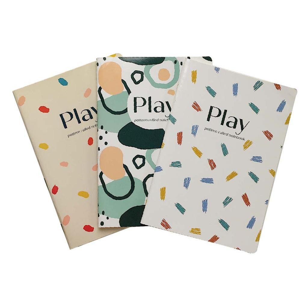 Nhiều thương hiệu tập vở "made in Vietnam" có bao bì hút mắt và chất lượng giấy đẹp. Ảnh: Crabit Nhiều thương hiệu tập vở "made in Vietnam" có bao bì hút mắt và chất lượng giấy đẹp. Ảnh: Crabit