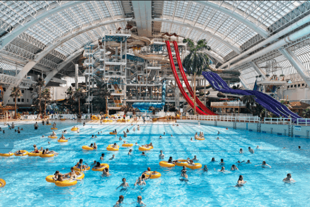 Thời kì &quot;hoàng kim&quot; của công viên nước Đại Thế Giới. Ảnh: Internet