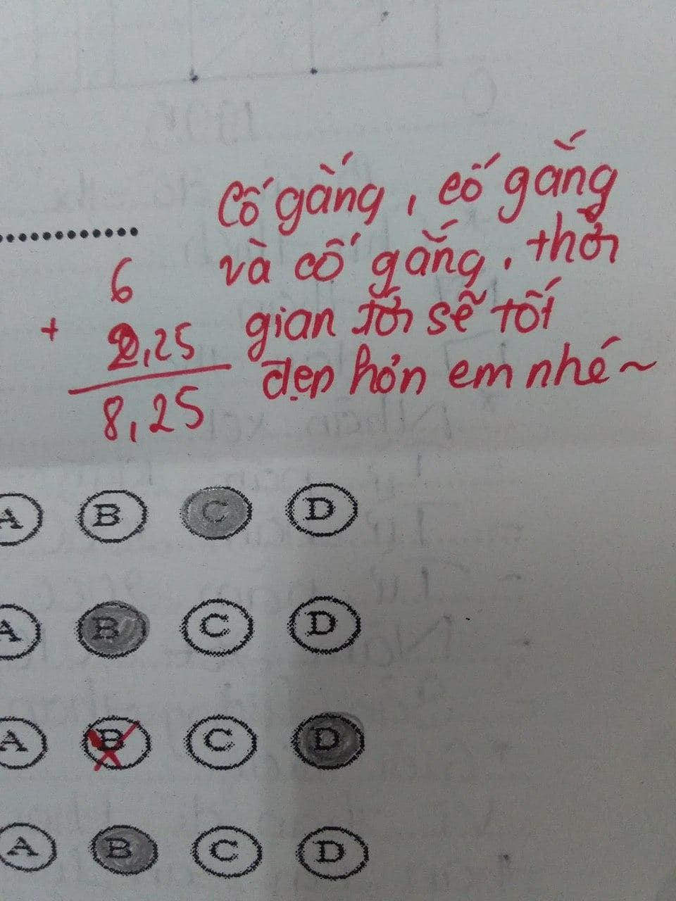 Ai mà không muốn vừa nhận điểm tốt vừa nhận lời động viên siêu dễ thương từ thầy cô chứ! ảnh 2