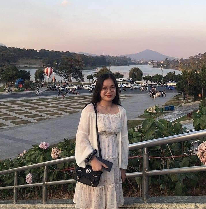 Anh Thư cho rằng vì mới gặp nhau nên chưa biết sở thích, tính cách của từng cá nhân. Ảnh: NVCC