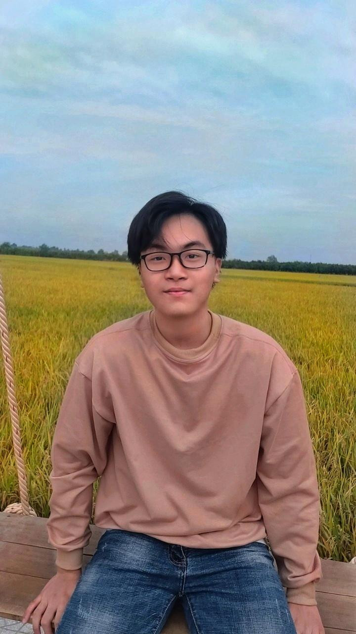 Quang Trường cho rằng các bạn sinh viên cần trang bị những kiến thức cần thiết để phòng vệ bản thân khi có hỏa hoạn xảy ra. Ảnh: NVCC Quang Trường cho rằng các bạn sinh viên cần trang bị những kiến thức cần thiết để phòng vệ bản thân khi có hỏa hoạn xảy ra. Ảnh: NVCC