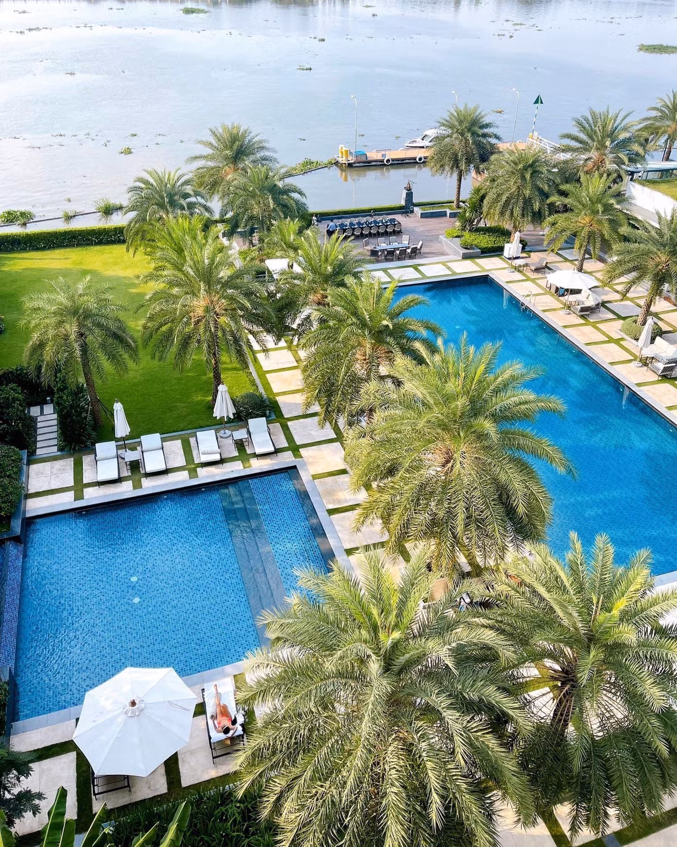 Một số địa điểm resort giữa lòng TP.HCM cực kì lý tưởng cho những kì Staycation. Nguồn: Mia Saigon Hotel, Hôtel des Arts Saigon Một số địa điểm resort giữa lòng TP.HCM cực kì lý tưởng cho những kì Staycation. Nguồn: Mia Saigon Hotel, Hôtel des Arts Saigon