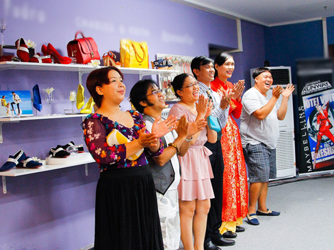 Và các diễn viên hài chính là thử thách lần này của họ