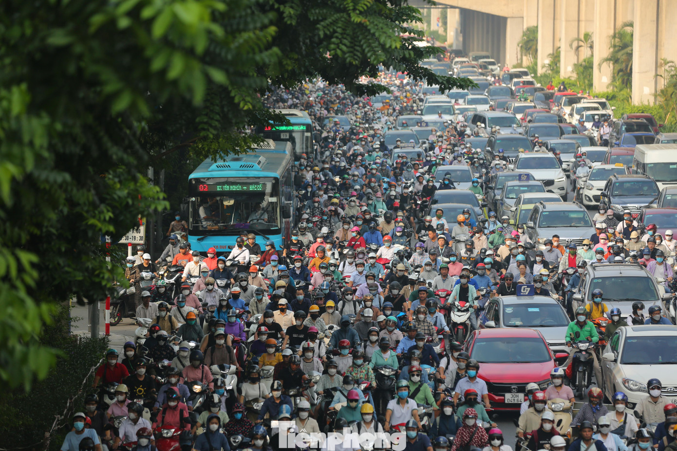 Cung đường Nguyễn Trãi từ lâu đã được ví von là cung đường "cùng khổ".