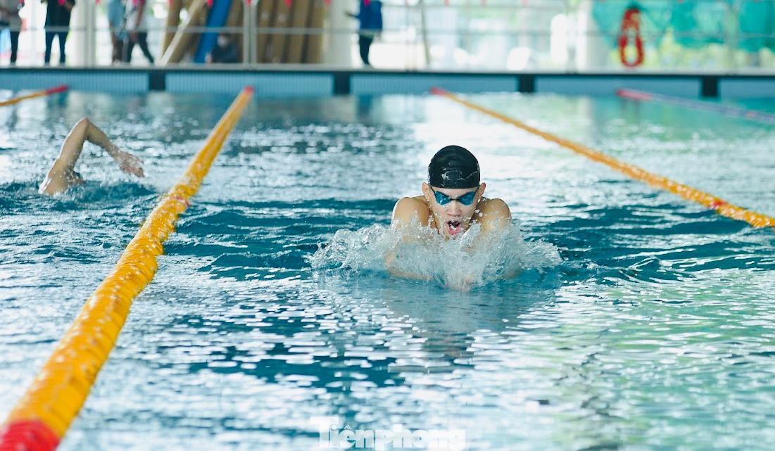 SEA Games 31 trên sân nhà, Huy Hoàng sẽ tham gia thi đấu 3 nội dung cá nhân, 1 tới 2 nội dung tiếp sức với kỳ vọng giành 3 HCV ở cự ly 400m, 800m và 1.500 tự do.