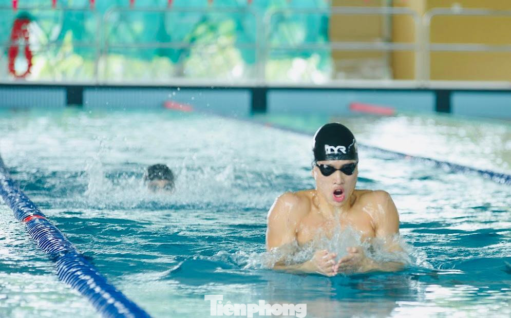 Do đó thời điểm hiện tại, đội tuyển bơi Việt Nam căng mình tập luyện tích cực hướng tới mục tiêu &quot;săn vàng trên đường đua xanh&quot;.
