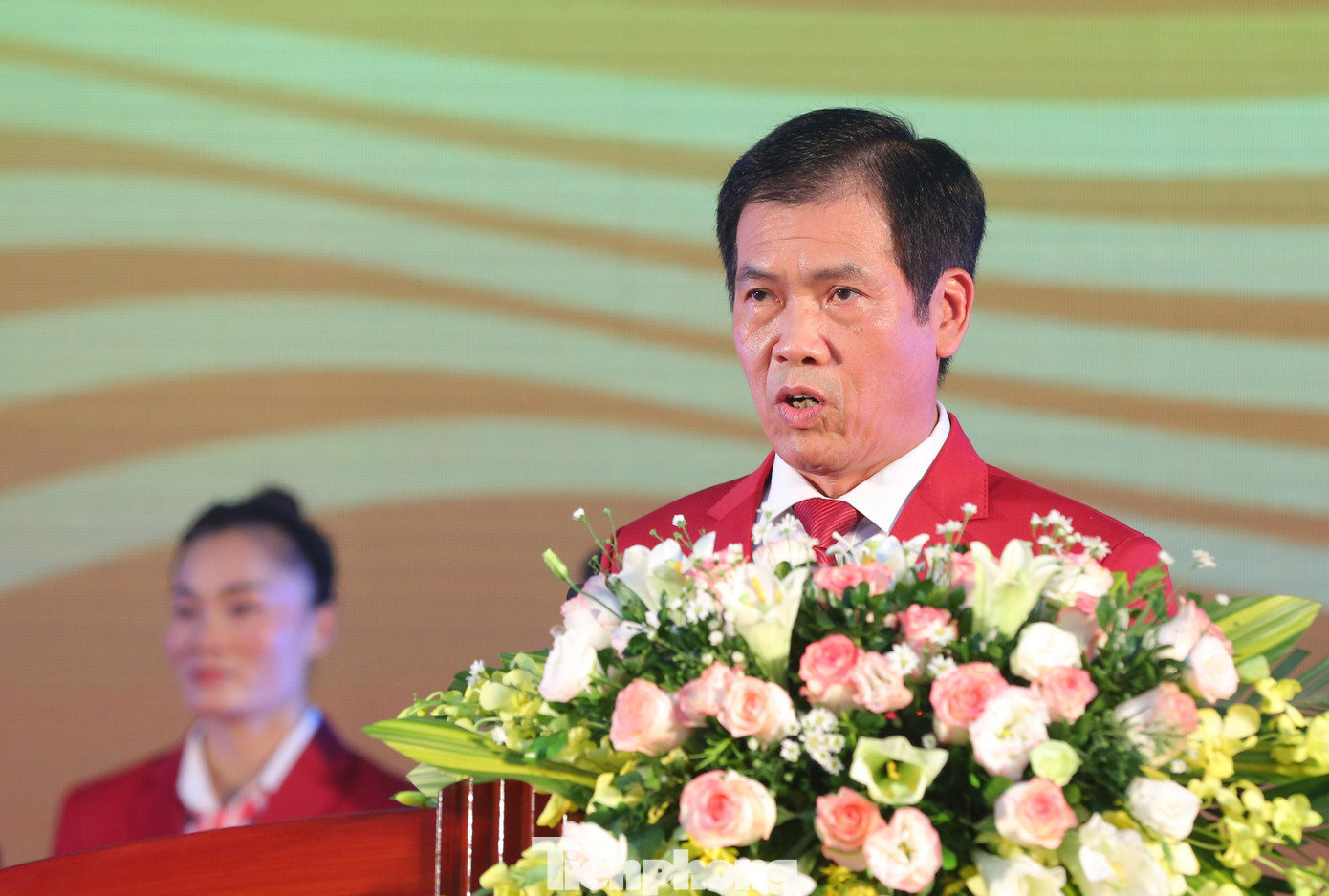 Phó Tổng cục trưởng Tổng cục TDTT, Trưởng đoàn thể thao Việt Nam tại SEA Games 31, ông Trần Đức Phấn cho biết với cương vị chủ nhà, Việt Nam đã đồng thời thực hiện 2 nhiệm vụ: tổ chức tốt và thi đấu thành công ngày hội thể thao lớn nhất khu vực Đông Nam Á.