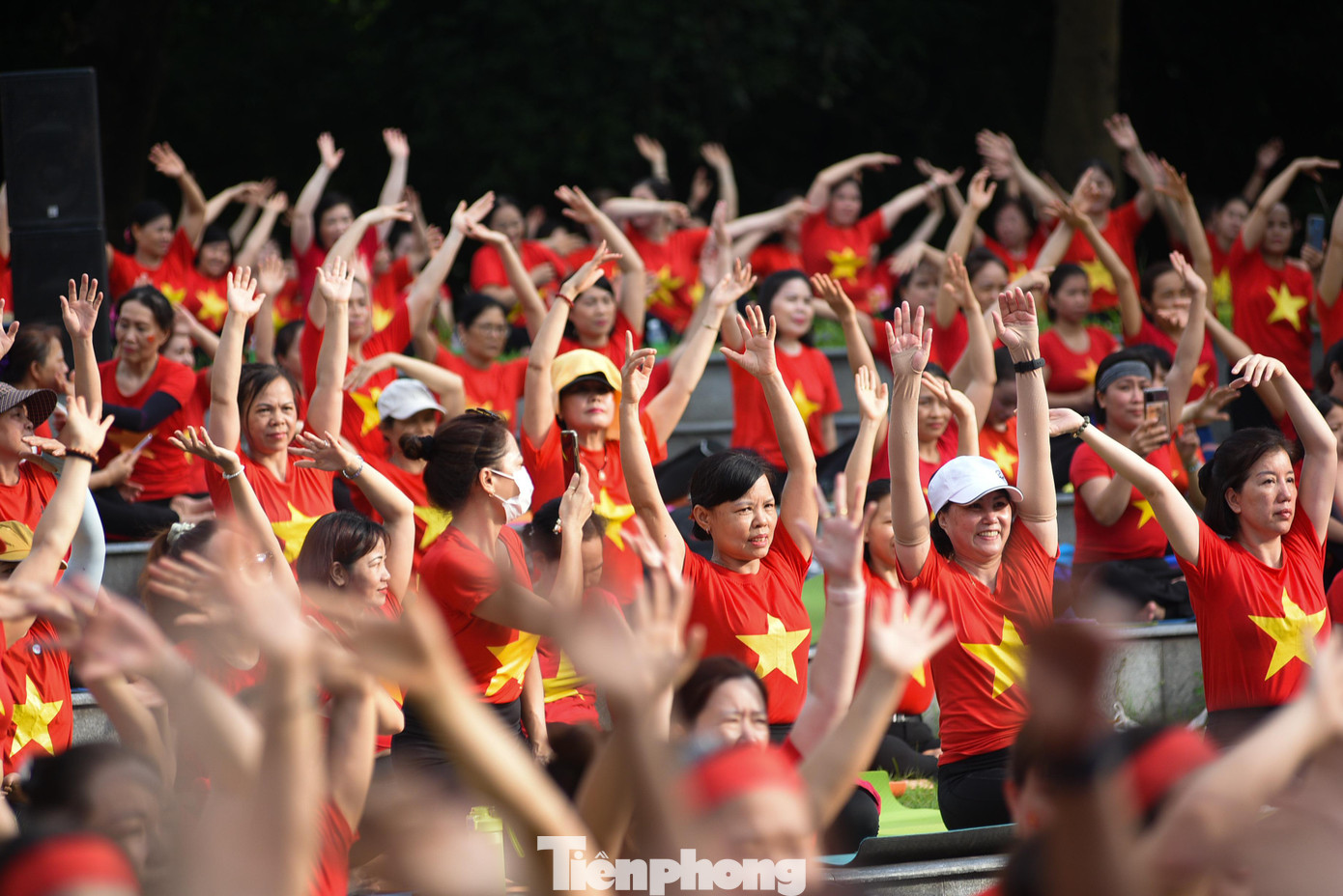 Festival kỷ niệm ngày Quốc tế Yoga đánh dấu sự ra đời non trẻ nhưng đã gặt hái thành tựu nhất định của Liên đoàn Yoga TP Hà Nội.