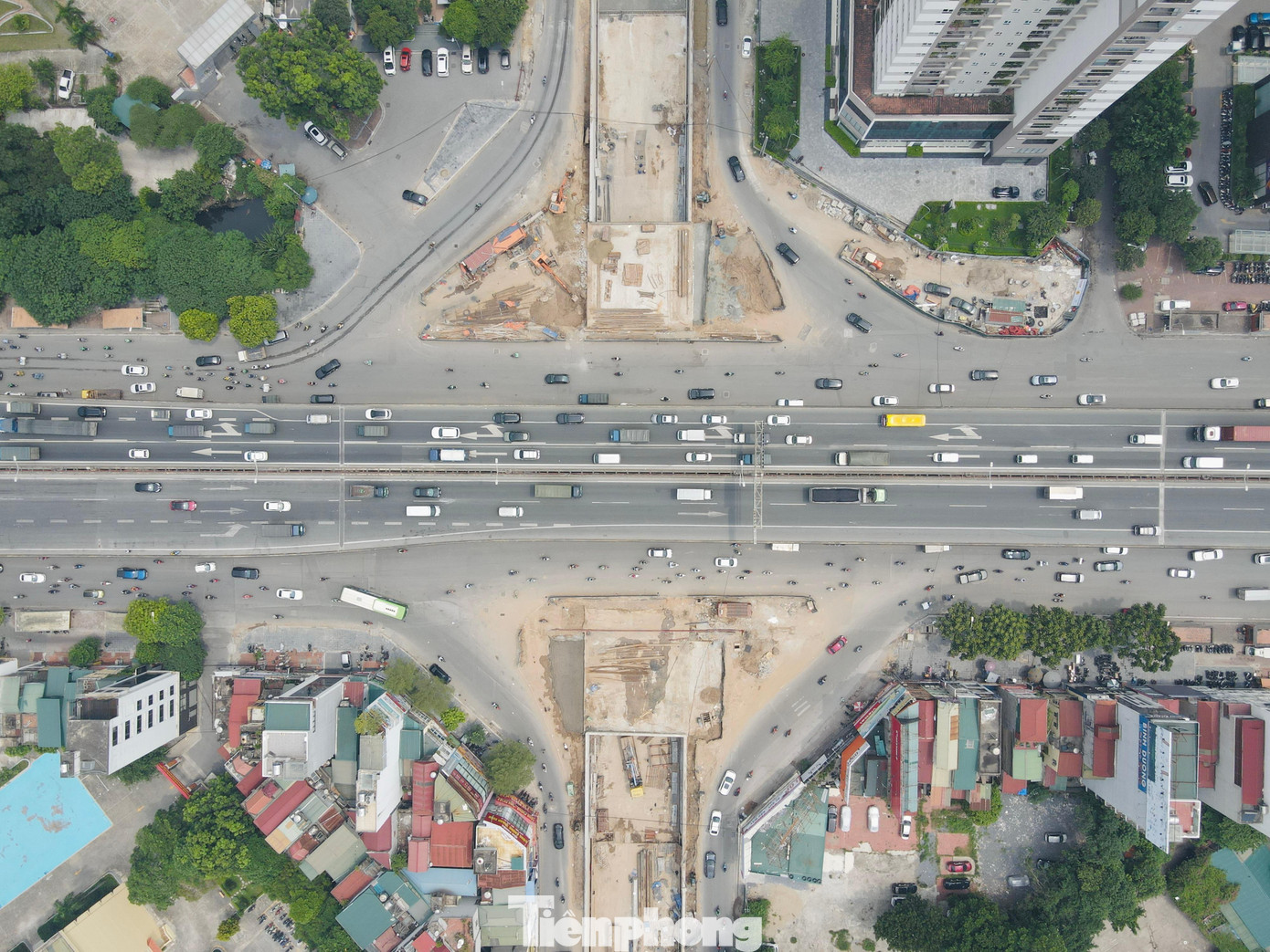 Sau khi hoàn thành, nút giao sẽ có tổng cộng 10 làn xe theo hướng Lê Văn Lương - Tố Hữu và ngược lại, thay vì 8 làn xe như hiện nay.