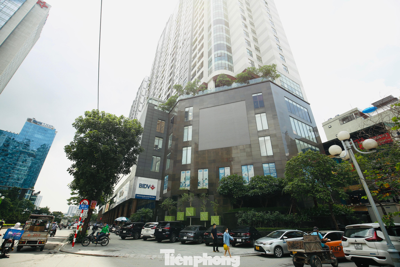 Trong số 13 dự án nhà chung cư được thanh tra có 12 dự án không bố trí cây xanh, một dự án thiếu diện tích cây xanh, chỉ đạt 10%...