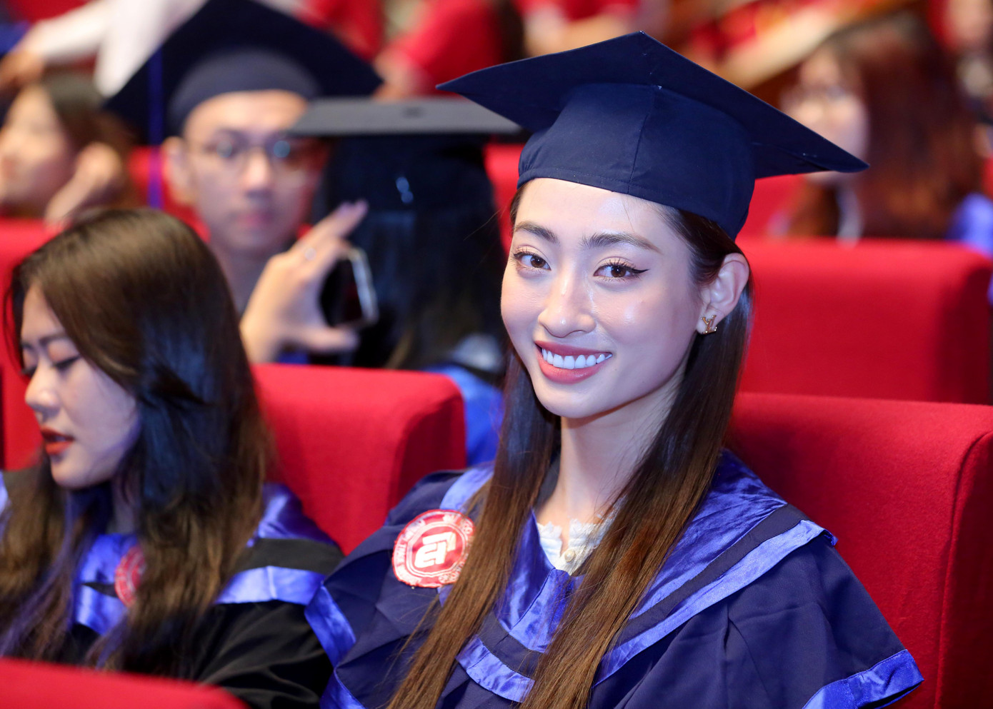 Lương Thuỳ Linh sinh năm 2000, tại Cao Bằng. Năm 2019, Lương Thuỳ Linh đăng quang Miss World Việt Nam và lọt top 12 Miss World.