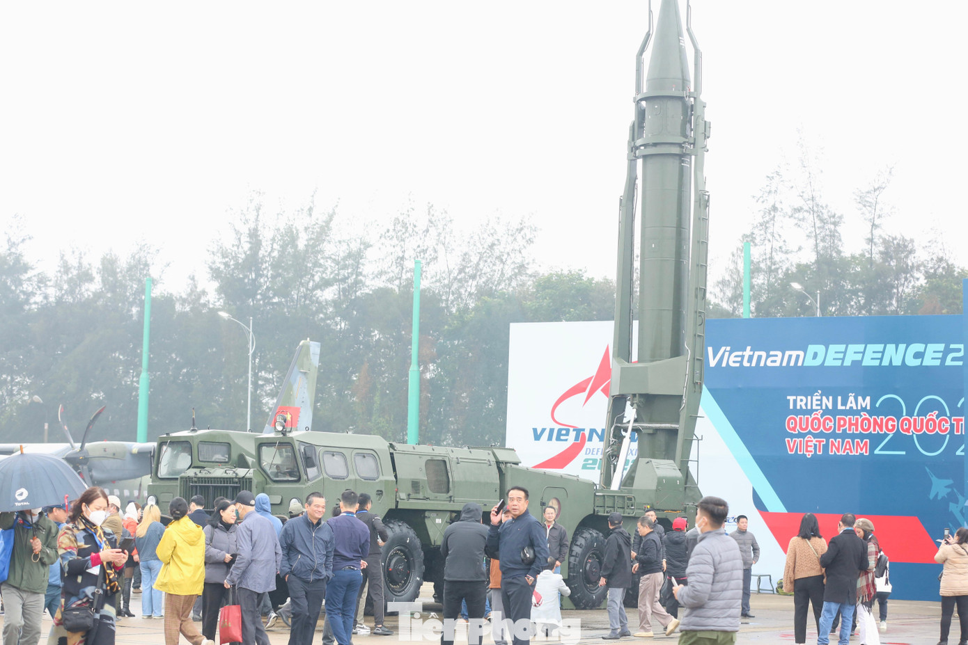 Triển lãm chỉ cho phép người trên 18 tuổi tham dự.