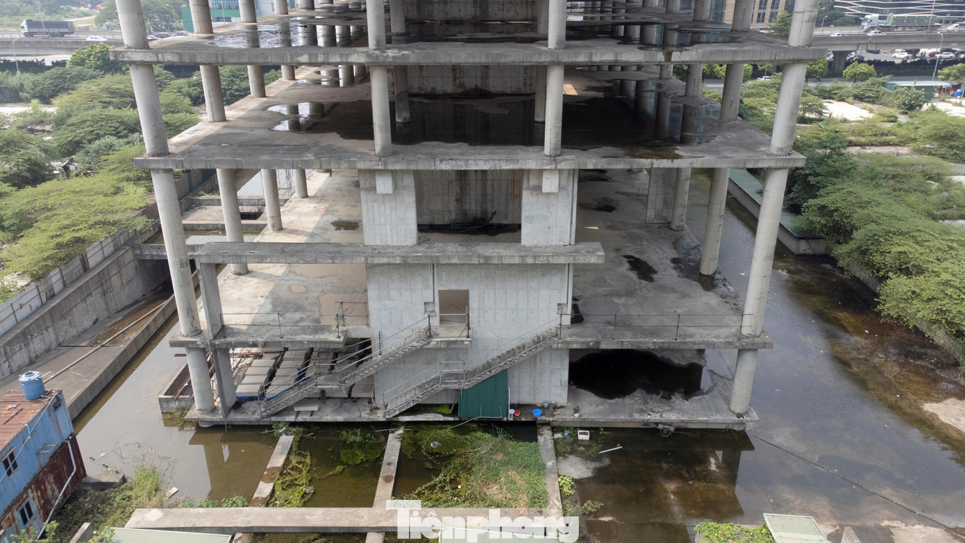 Tổng mức đầu tư ban đầu của dự án là gần 2.000 tỷ đồng. Tuy nhiên sau đó số vốn đầu tư đã tăng lên hơn 2.700 tỷ đồng.