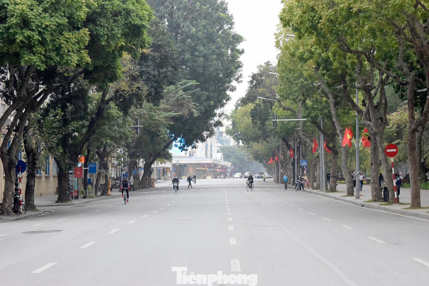 Có một Hà Nội yên bình 'khác lạ' trong ngày đầu năm mới 2022.