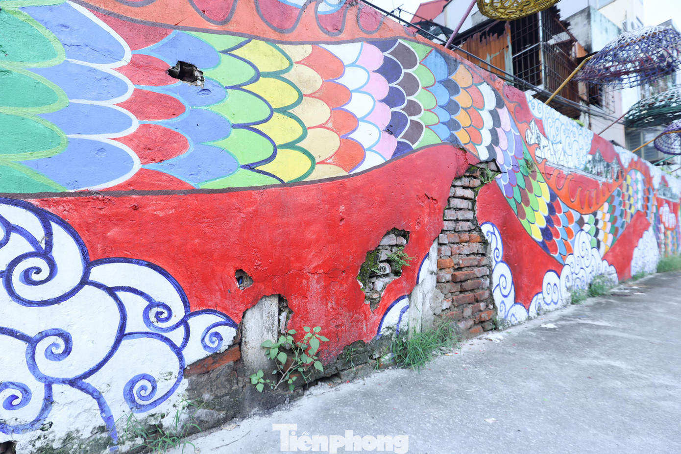 Tới đây, UBND phường Phúc Tân có ý tưởng về việc lắp đặt hệ thống camera giám sát khu vực. Qua đó có thể nâng cao ý thức của người dân khi vui chơi tại đây.