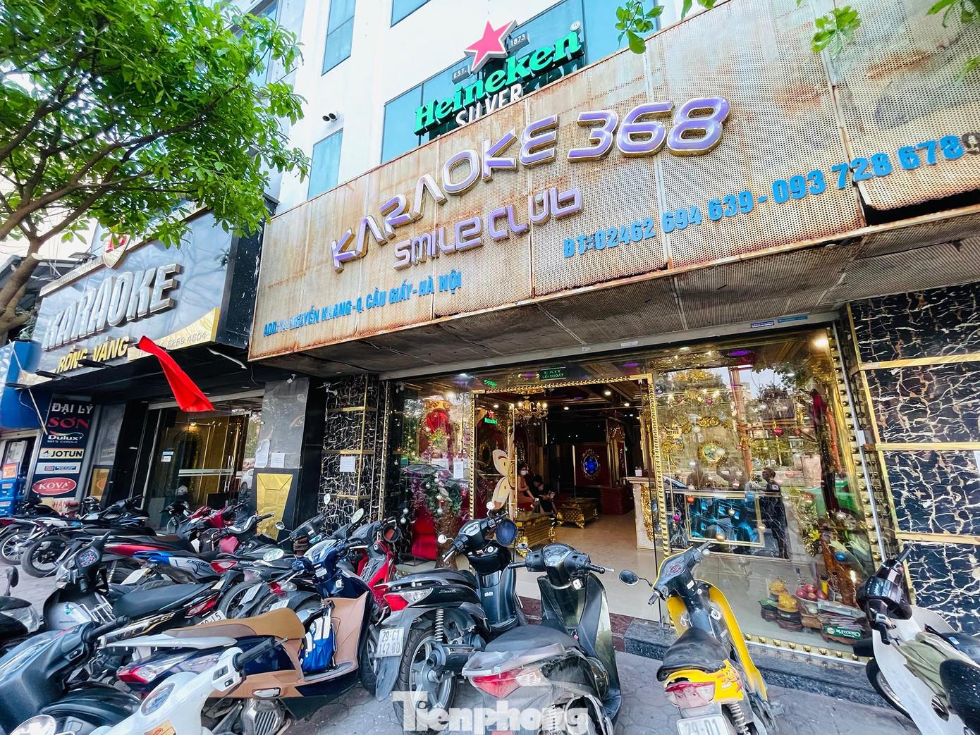 Từ 0h ngày 8/4, các loại hình kinh doanh dịch vụ như: karaoke, massage, quán bar, trò chơi điện tử, internet sẽ được phép hoạt động nhưng phải bảo đảm các điều kiện theo quy định, các biện pháp phòng, chống dịch COVID-19 theo hướng dẫn của cơ quan y tế và các quy định liên quan. Từ 0h ngày 8/4, các loại hình kinh doanh dịch vụ như: karaoke, massage, quán bar, trò chơi điện tử, internet sẽ được phép hoạt động nhưng phải bảo đảm các điều kiện theo quy định, các biện pháp phòng, chống dịch COVID-19 theo hướng dẫn của cơ quan y tế và các quy định liên quan.