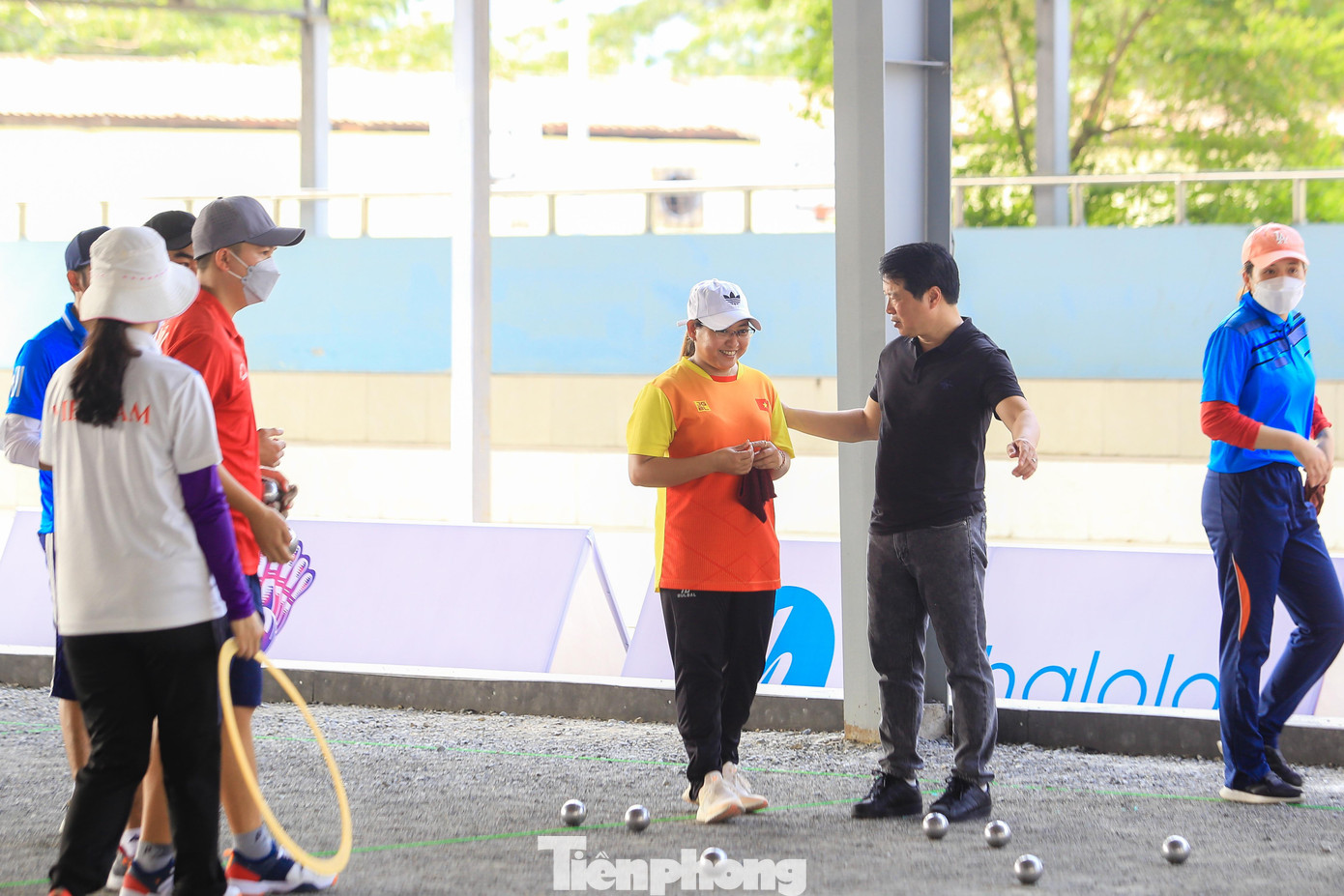 Với bộ môn thi đấu bi sắt này, các vận động viên đều phải có tư duy chiến thuật tốt cộng thêm sự khéo léo, tỉnh táo và tính toán tốt.