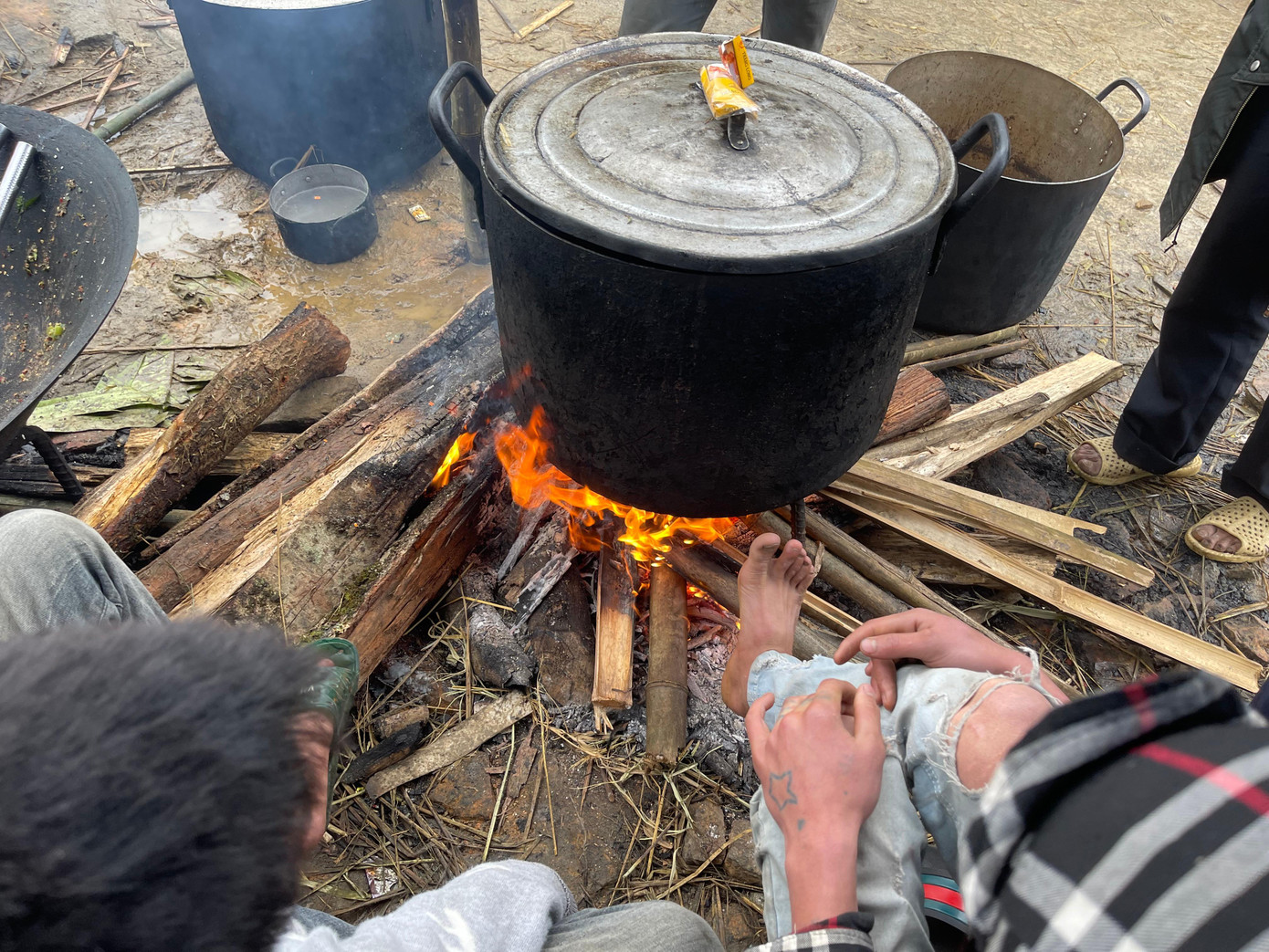 Người dân bản Choản Thèn, Y Tý