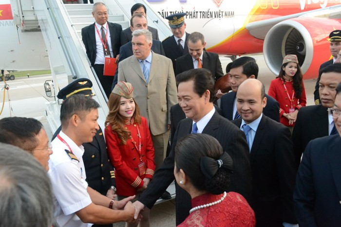 Thủ tướng Nguyễn Tấn Dũng tại lễ bàn giao máy bay của VietJetAir