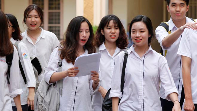 Kết thúc thi tổ hợp KHXH: Thí sinh thở phào vì đề không quá khó ảnh 8