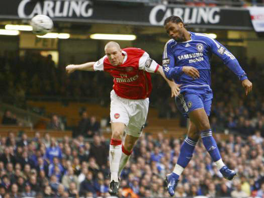 nhưng Drogbva lại tỏa sáng đúng lúc mang về chiến thắng chung cuộc