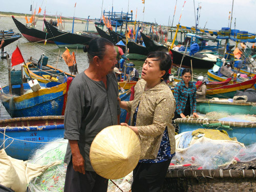 Phim tuyên truyền còn bao cấp, tiền tỷ còn…trôi sông ảnh 1