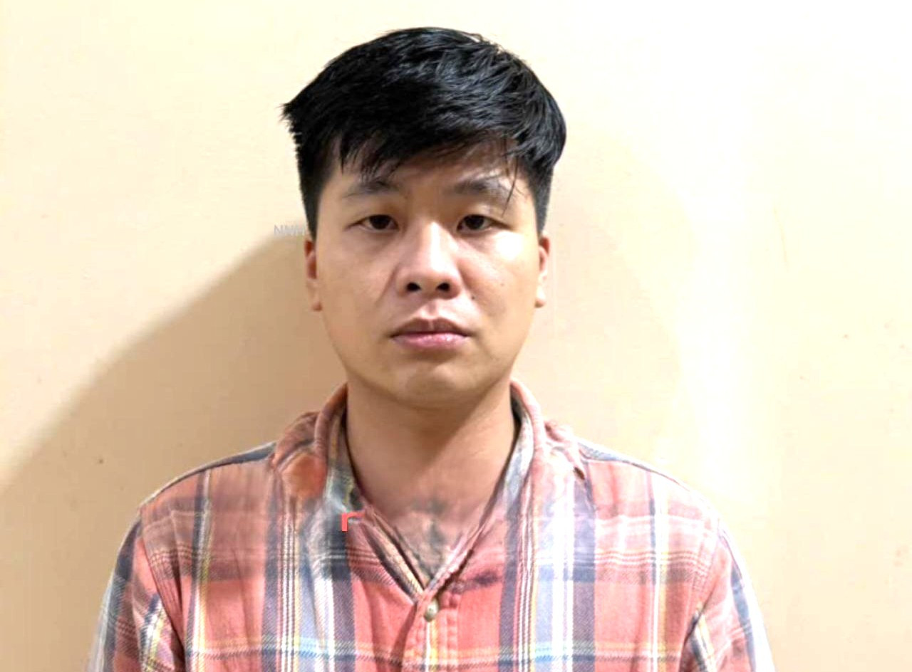 Đối tượng Nguyễn Tài Đức Toàn tại cơ quan công an