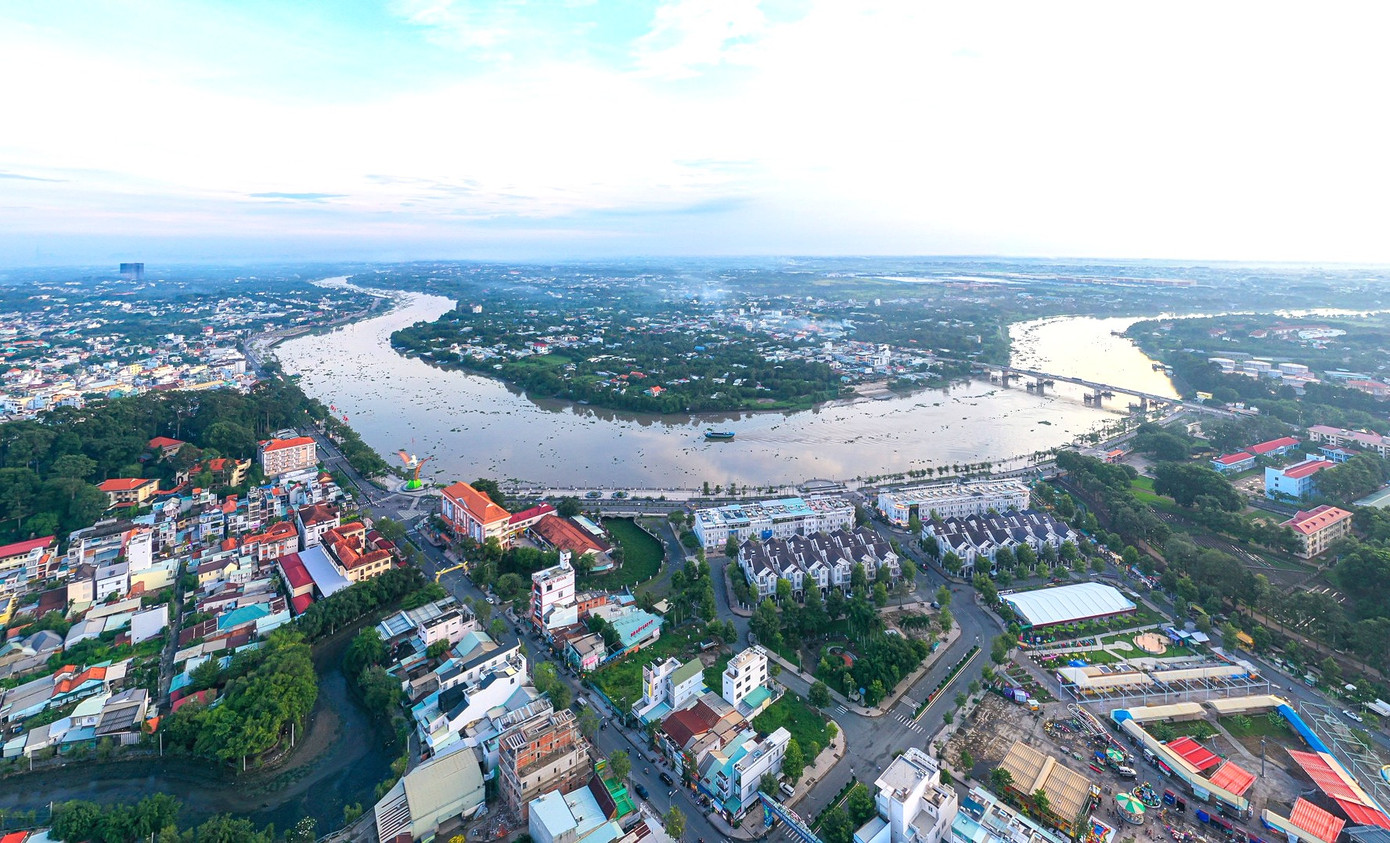 Sông Sài Gòn đoạn qua trung tâm TP Thủ Dầu Một