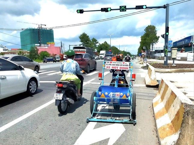 Xe hút đinh do anh Hiệp sáng chế Xe hút đinh do anh Hiệp sáng chế