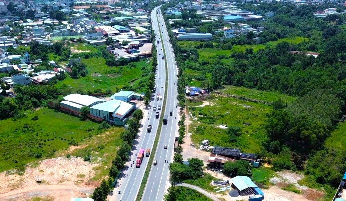 Điểm cuối vị trí đường sắt song song với đường Mỹ Phước Tân Vạn tại phường Bình Chuẩn (TP Thuận An) Điểm cuối vị trí đường sắt song song với đường Mỹ Phước Tân Vạn tại phường Bình Chuẩn (TP Thuận An)