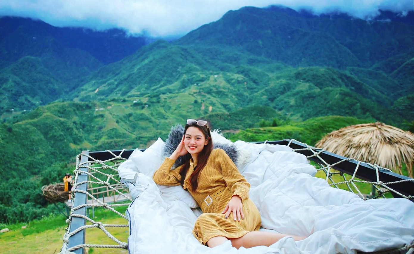 Vụ lùm xùm bắt nguồn từ việc 4 thành viên trên của CLB Ngân hàng Công Thương có ý định rời đội bóng cũ để đầu quân cho CLB nữ Bamboo Airways Vĩnh Phúc. Tuy nhiên, thương vụ không thành công vì nhiều lý do.