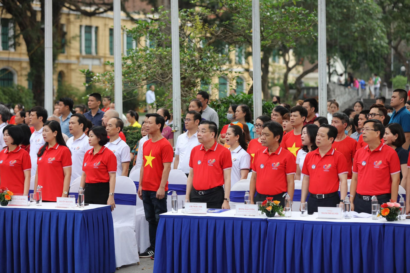 Các đại biểu tham dự chương trình.