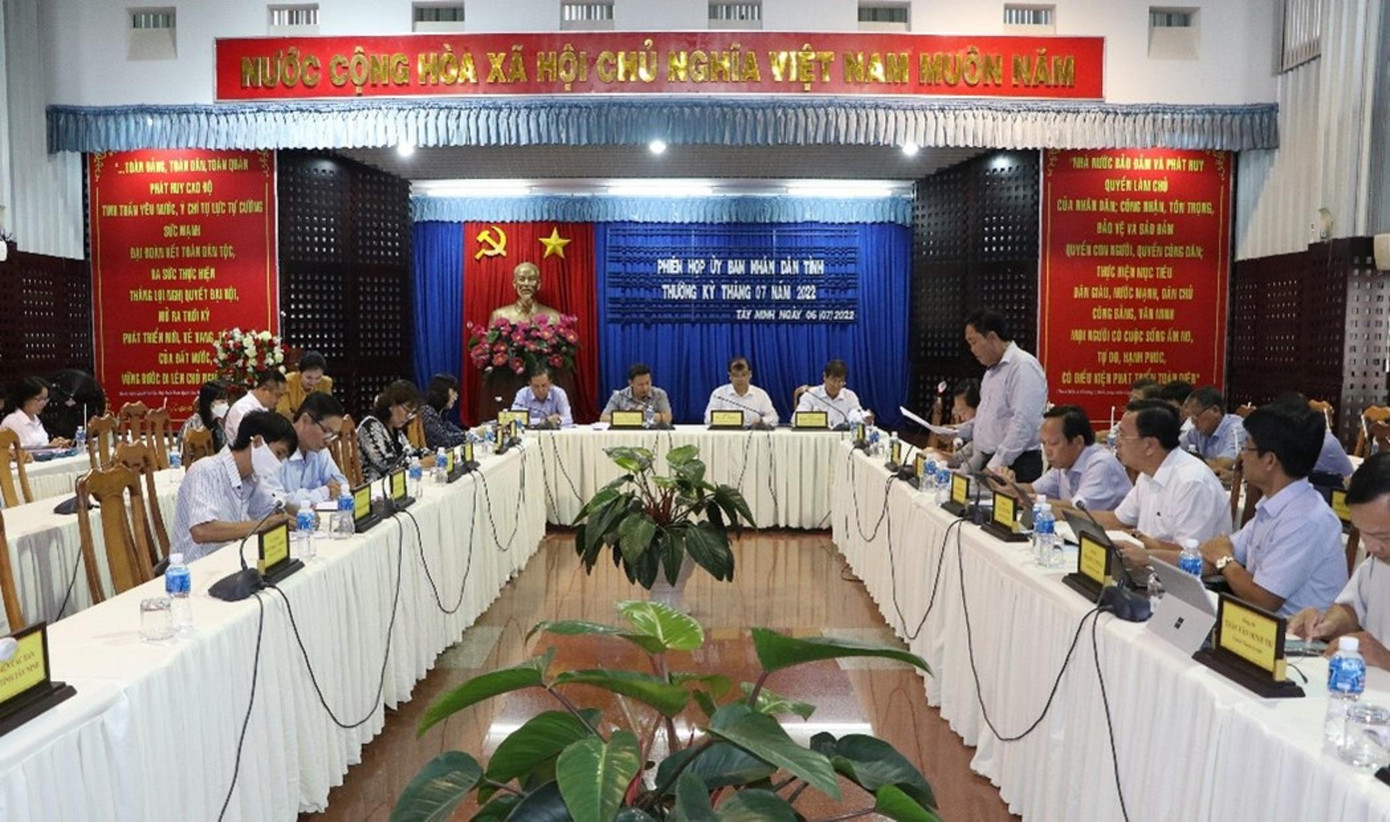 Toàn cảnh phiên họp.