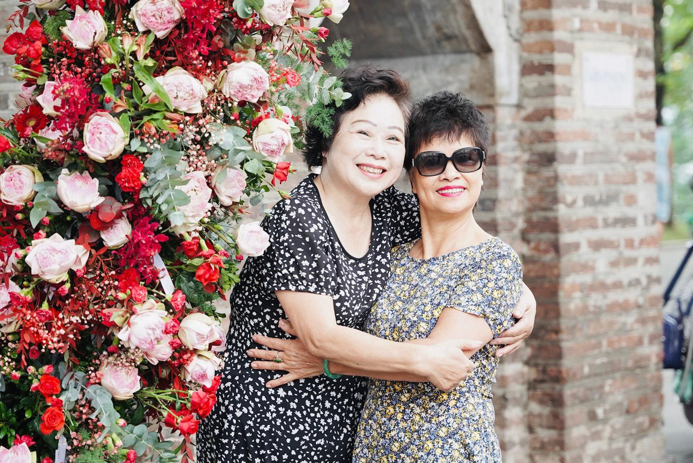 Đây cũng là món quà Ecopark muốn dành tặng cho mọi người, nhất là những bậc làm cha, làm mẹ khi một mùa Vu Lan nữa đã về. Đây cũng là món quà Ecopark muốn dành tặng cho mọi người, nhất là những bậc làm cha, làm mẹ khi một mùa Vu Lan nữa đã về.