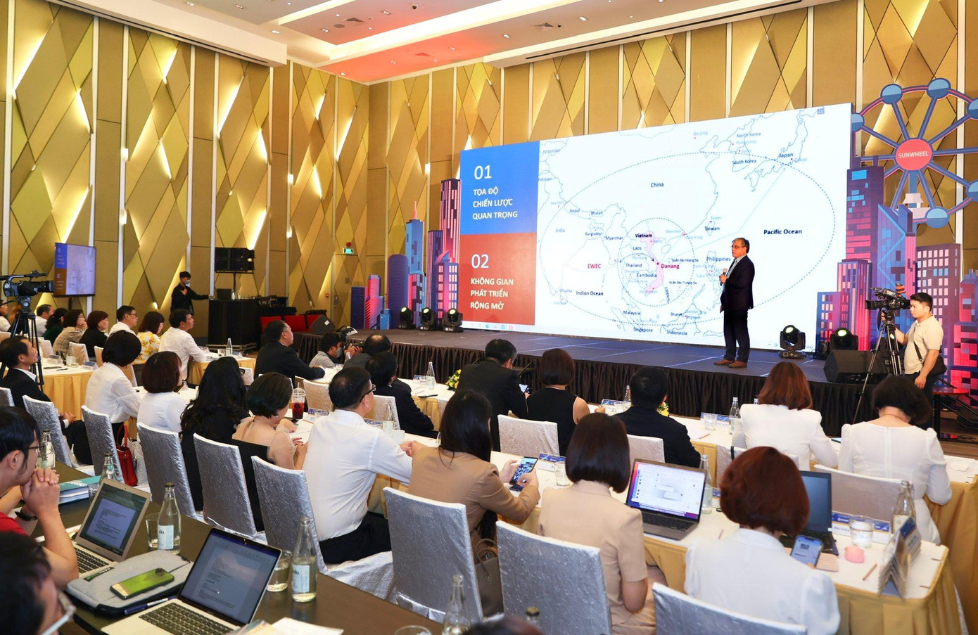 Toàn cảnh Hội thảo Phát triển Đà Nẵng xứng danh thành phố đáng sống và đáng đến