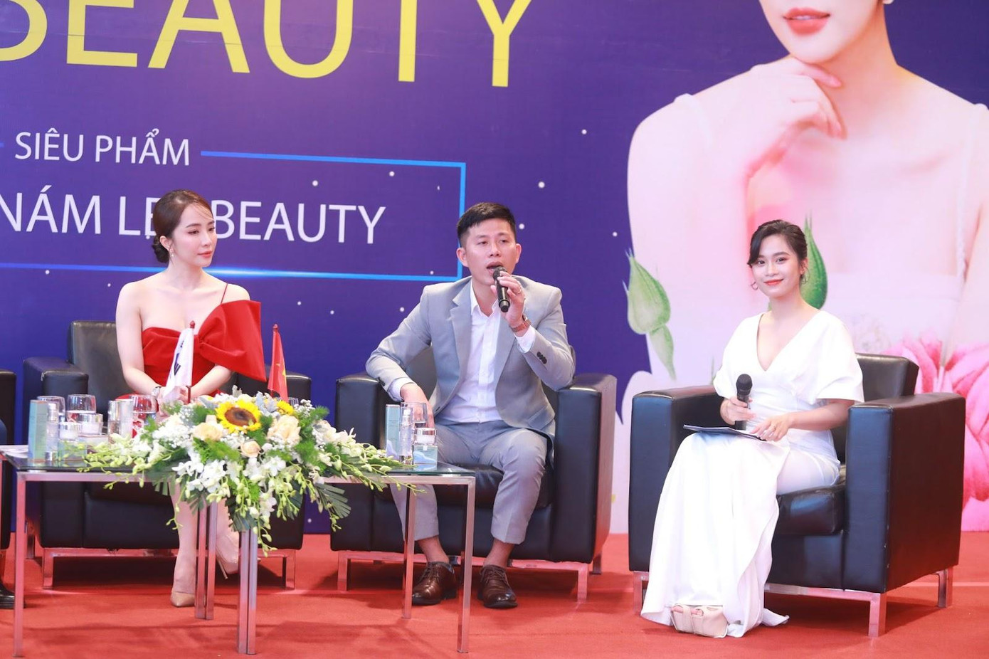 Ông Lê Ngọc Minh – Đại diện thương hiệu Lee Beauty chia sẻ tại buổi lễ ra mắt