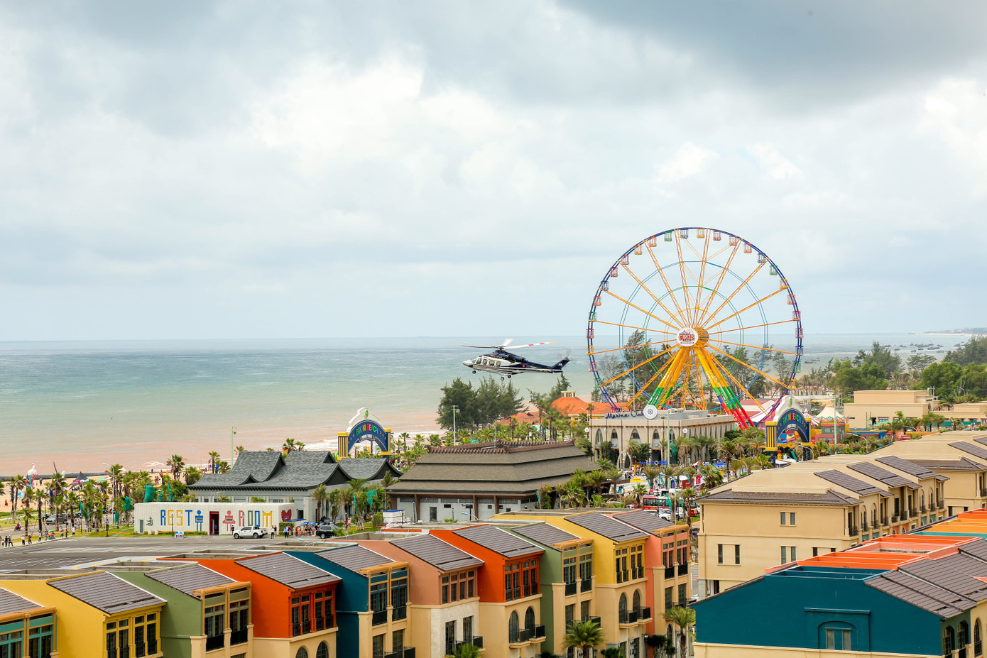 Khi đến NovaWorld Phan Thiet, anh Chương Tailor cảm thấy choáng ngợp ngay từ đầu khi đi trên những tuyến phố, ngắm nhìn từng căn nhà, trải nghiệm các tiện ích khác biệt.