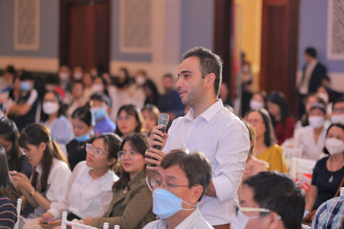 Các giáo viên tham gia hội nghị còn có cơ hội thảo luận cùng các chuyên gia hàng đầu