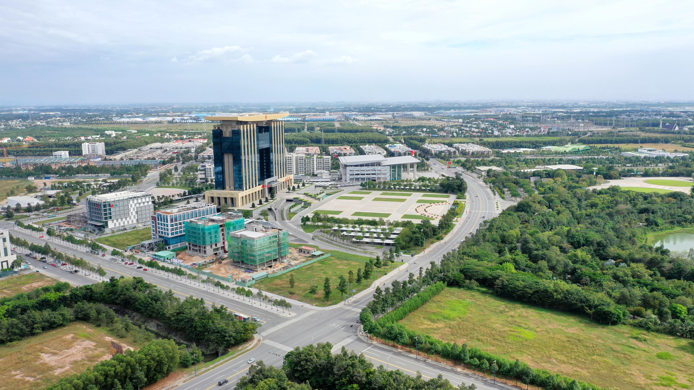 Bình Dương đang có thị trường bất động sản phát triển năng động và thu hút nhiều nhà đầu tư trong cũng như ngoài nước. Bình Dương đang có thị trường bất động sản phát triển năng động và thu hút nhiều nhà đầu tư trong cũng như ngoài nước.